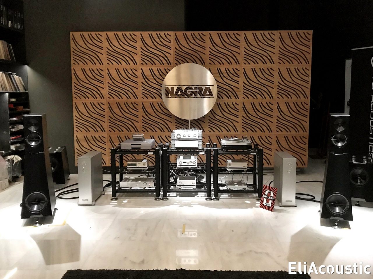 Paneles Acústicos de Madera para sala HiEnd EliAcoustic